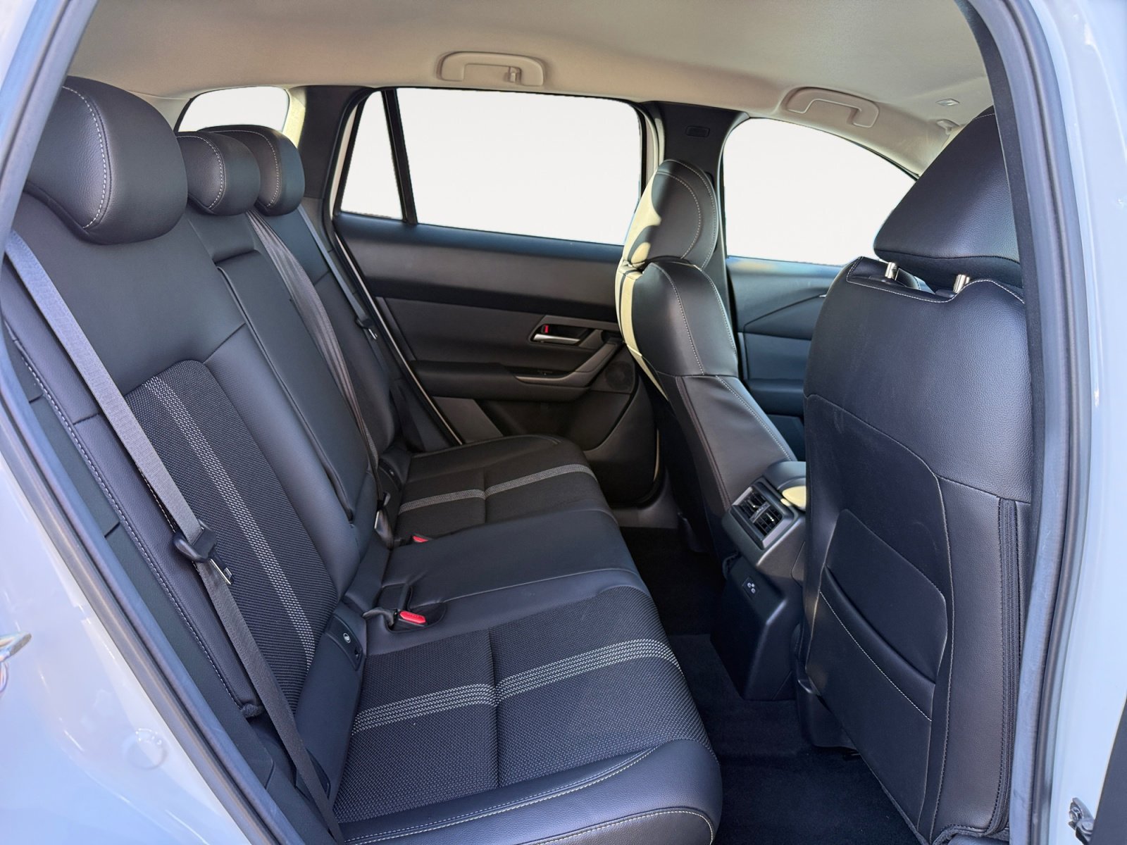 Certified 2025 MAZDA CX-50 2.5 Hybrid w/ Weather Package image 18