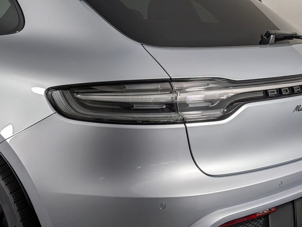 New 2026 Porsche Macan GTS AWD/4WD image 16