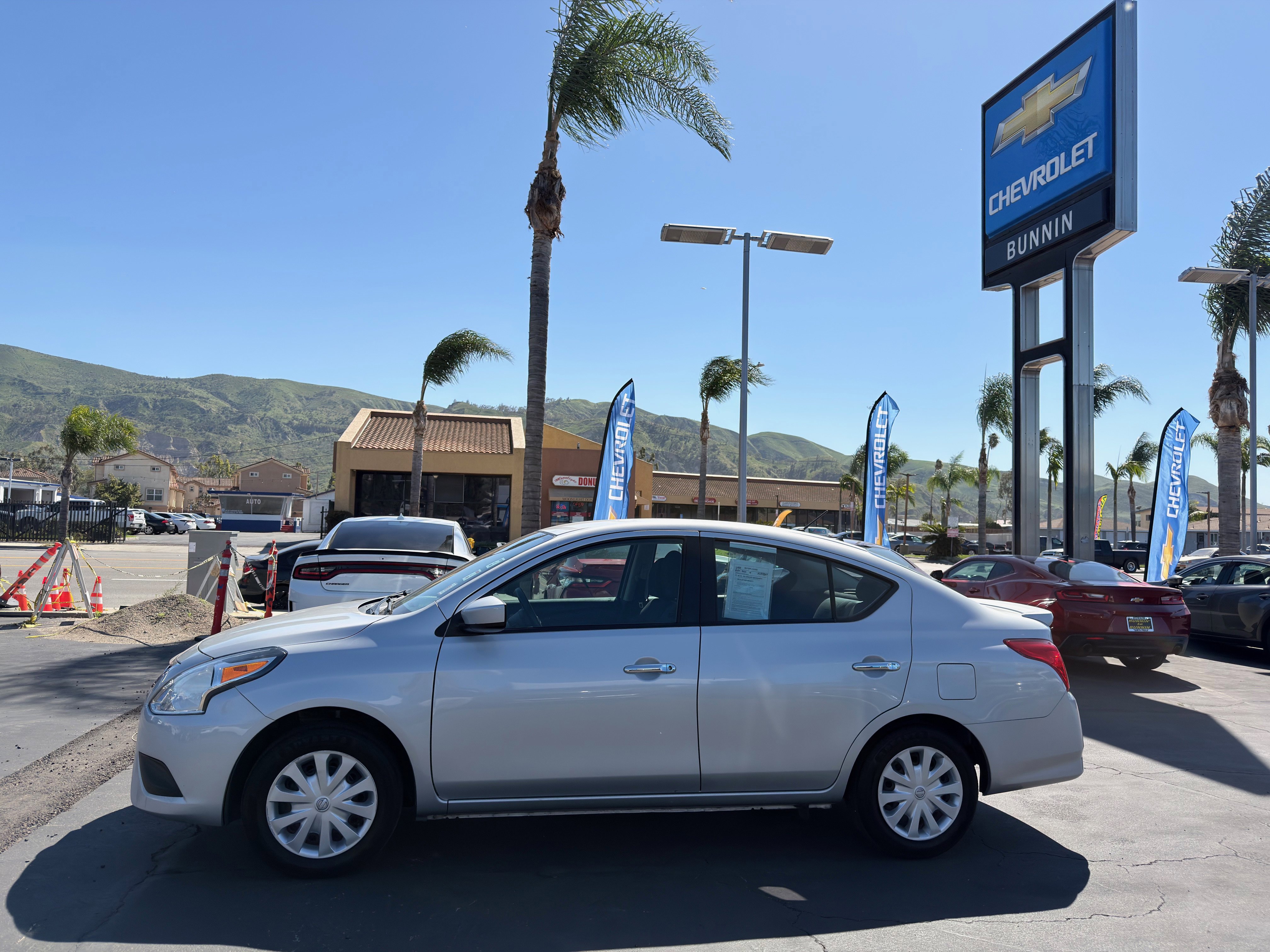 Used 2019 Nissan Versa SV image 5