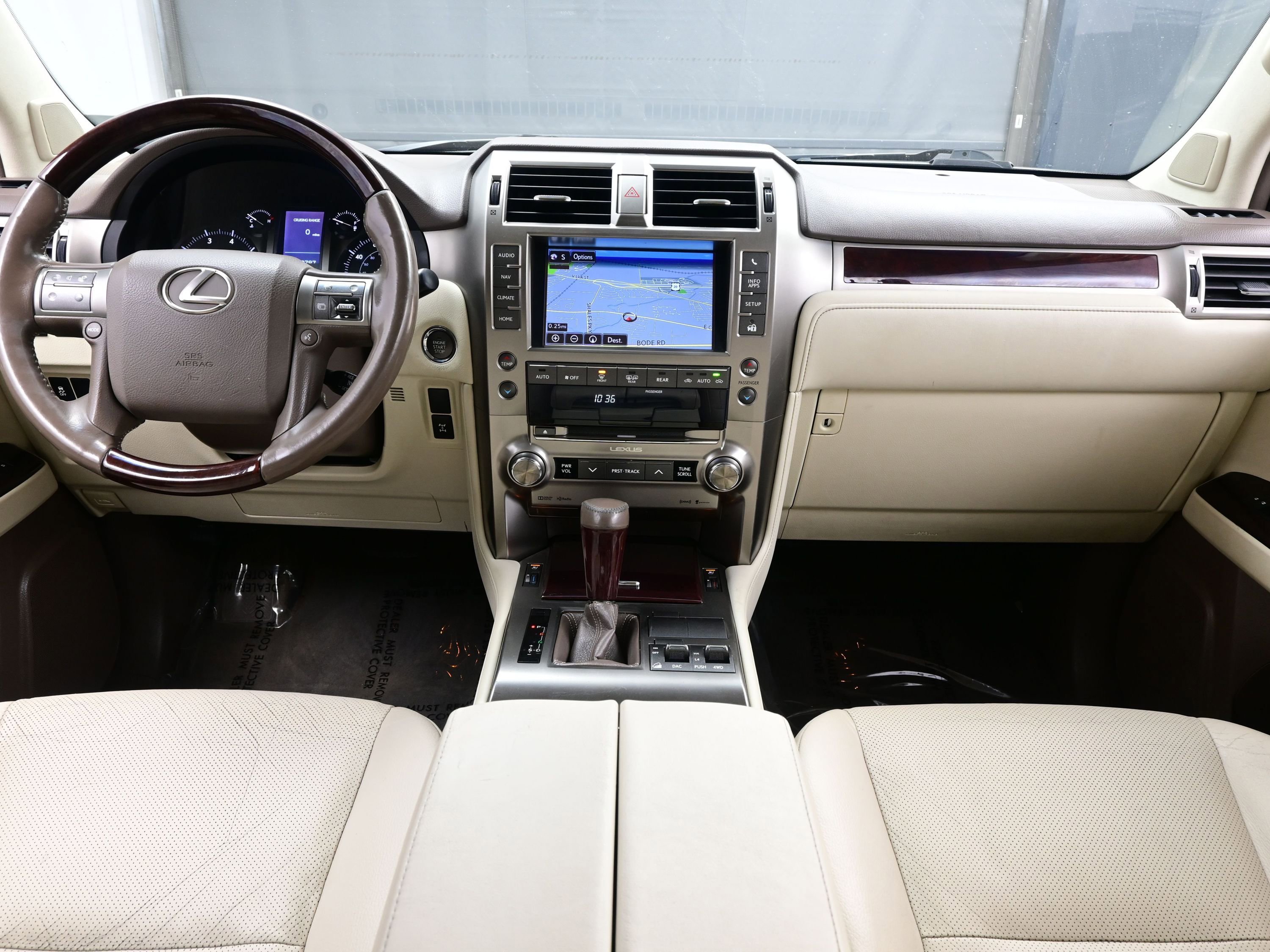 Used 2015 Lexus GX 460 w/ Premium Package image 18