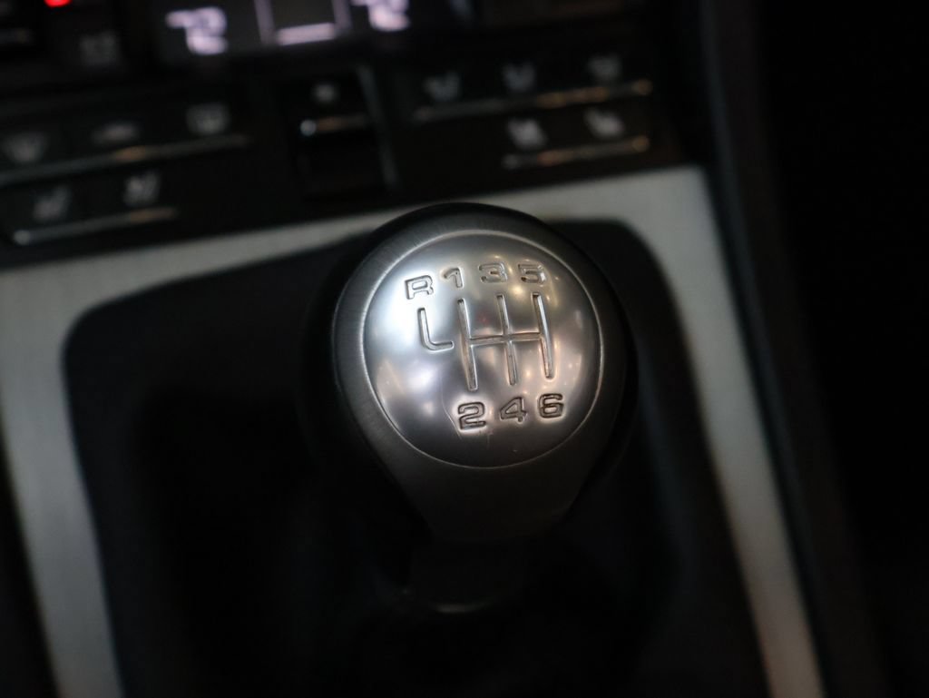 Used 2022 Porsche 718 Boxster RWD image 21