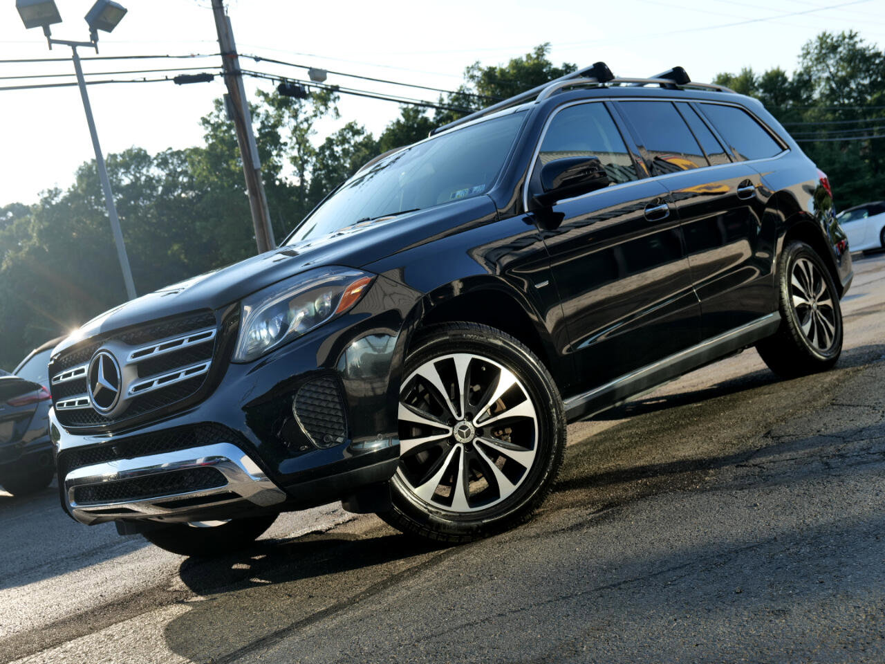 Used 2019 Mercedes-Benz GLS 450 4MATIC w/ Grand Edition Package image 93