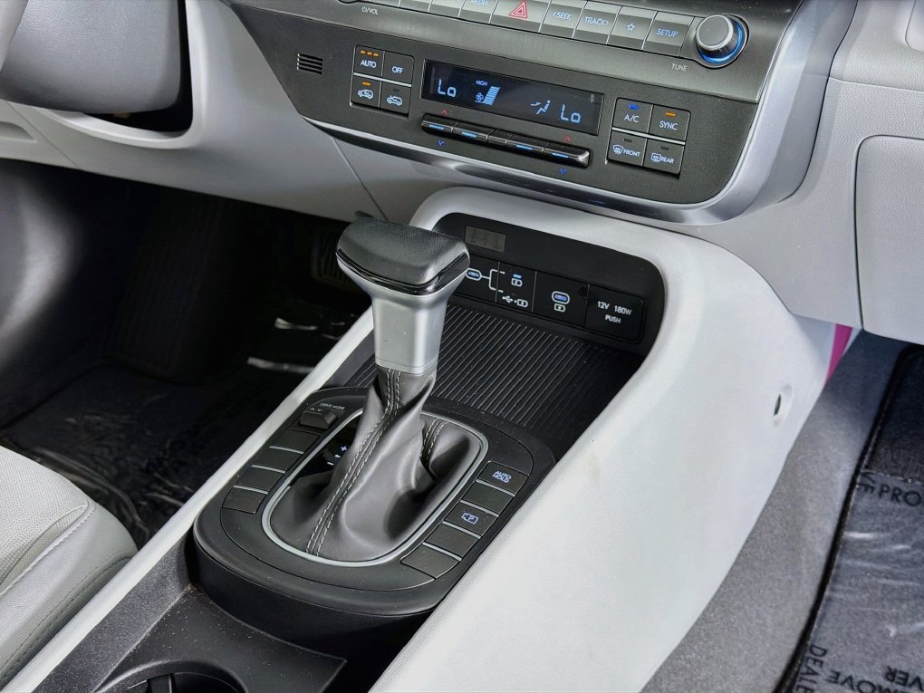 Used 2024 Hyundai Kona SEL FWD image 36