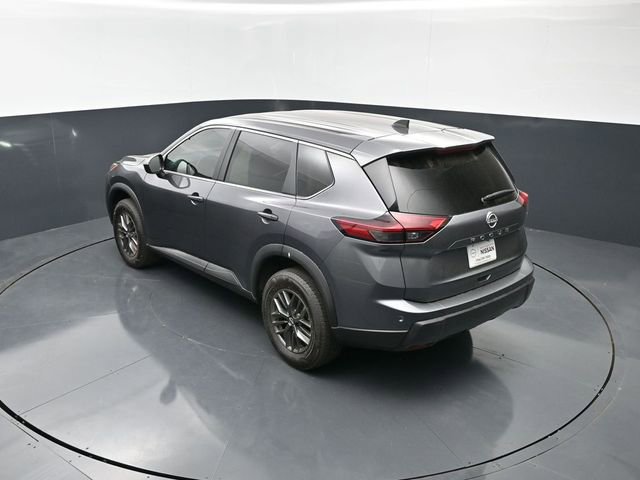 Used 2025 Nissan Rogue S FWD image 15