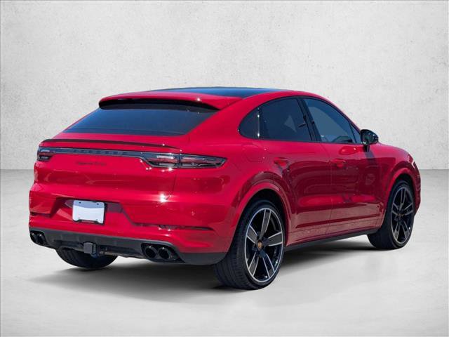 Used 2022 Porsche Cayenne Turbo image 5