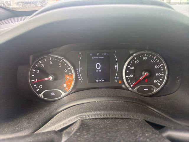 Used 2018 Jeep Renegade Latitude image 22