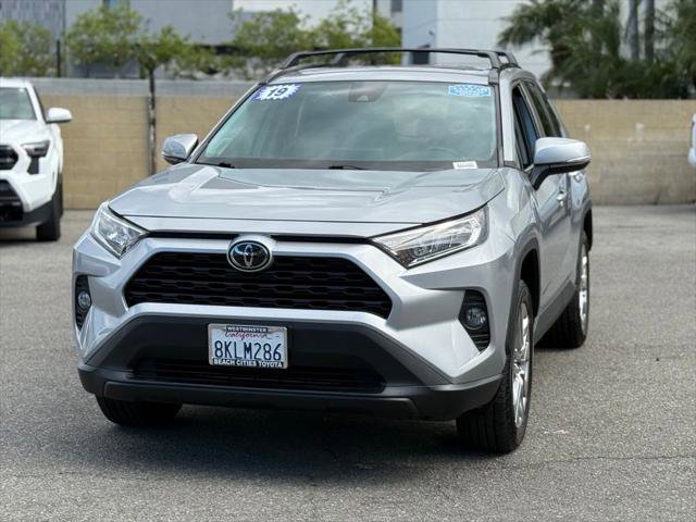 Certified 2019 Toyota RAV4 XLE Premium w/ Carpet Mat Package FWD image 5