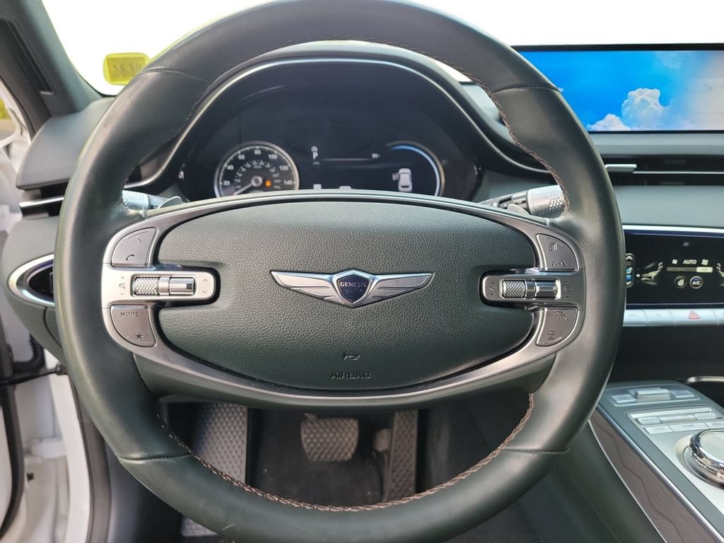 Used 2023 Genesis GV70 2.5T w/ Advanced Package AWD/4WD image 9
