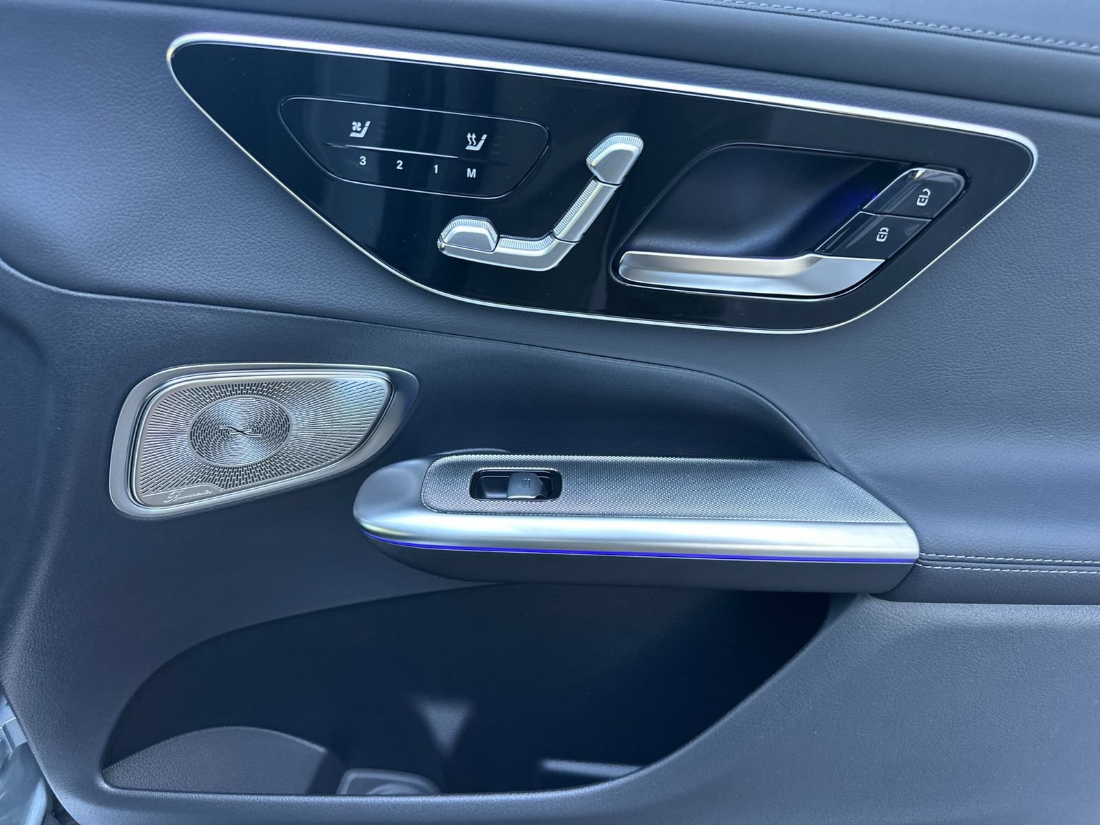 New 2026 Mercedes-Benz GLC 300 image 18
