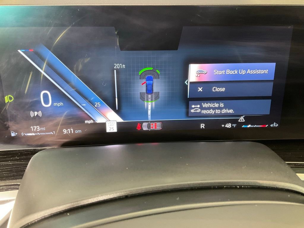 Used 2025 BMW X5 xDrive40i w/ Executive Package image 16