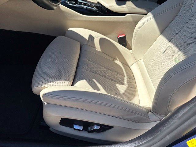 Used 2021 BMW 530i w/ Premium Package RWD image 25
