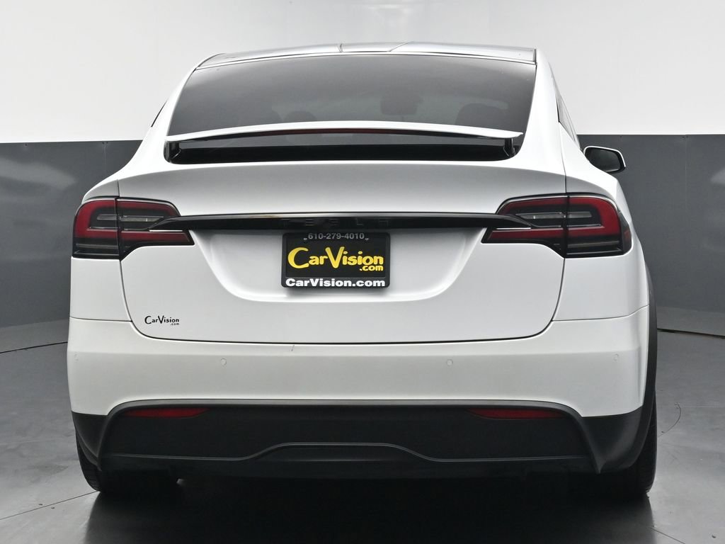 Used 2023 Tesla Model X image 3