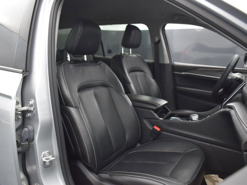 Used 2023 Jeep Grand Cherokee L Limited image 14