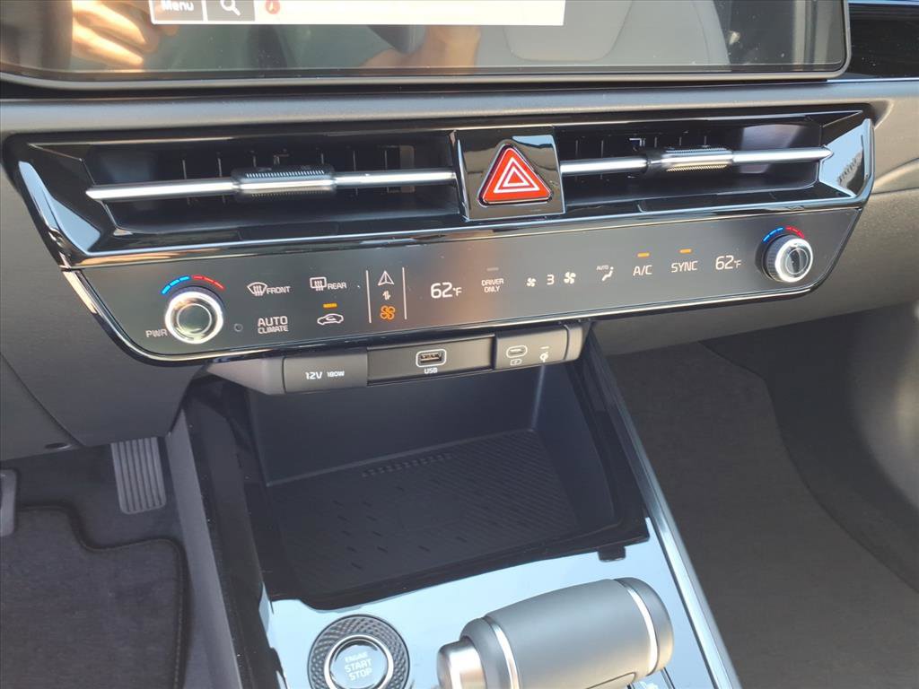 New 2025 Kia Niro EX FWD image 23