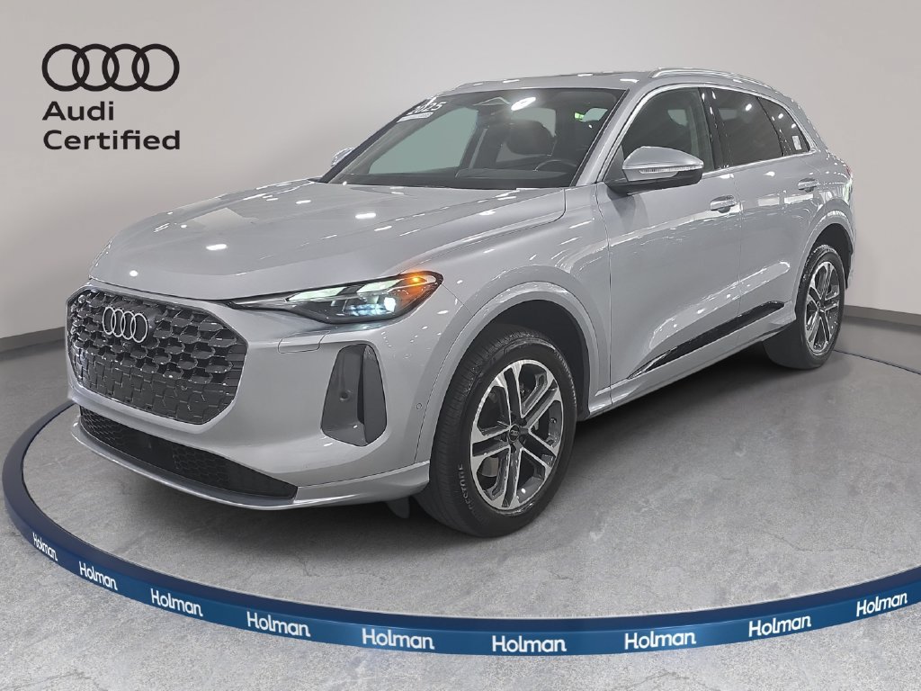 Certified 2025 Audi Q5 Premium w/ Convenience Package AWD/4WD image 1