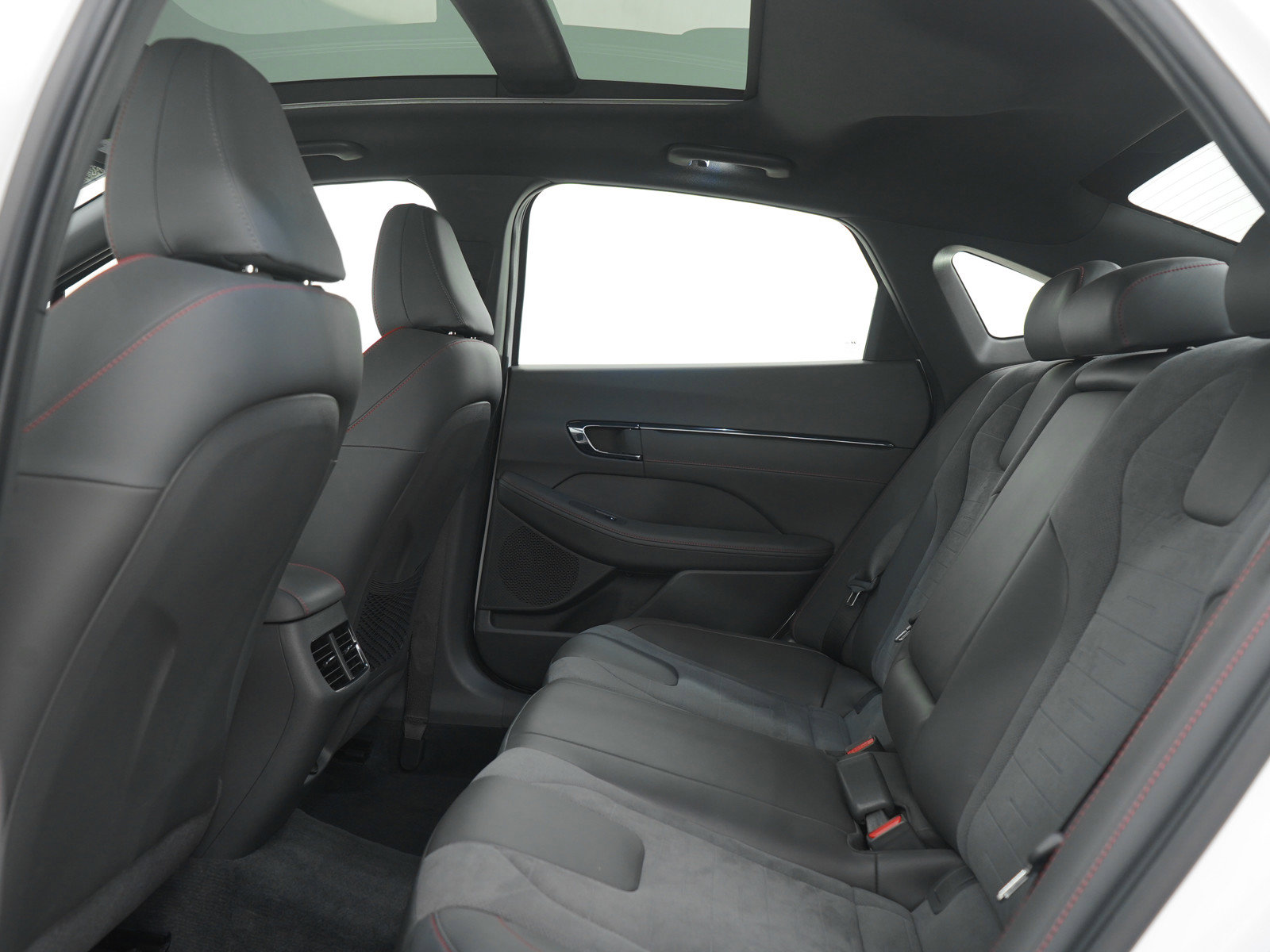 Used 2022 Hyundai Sonata N Line image 18