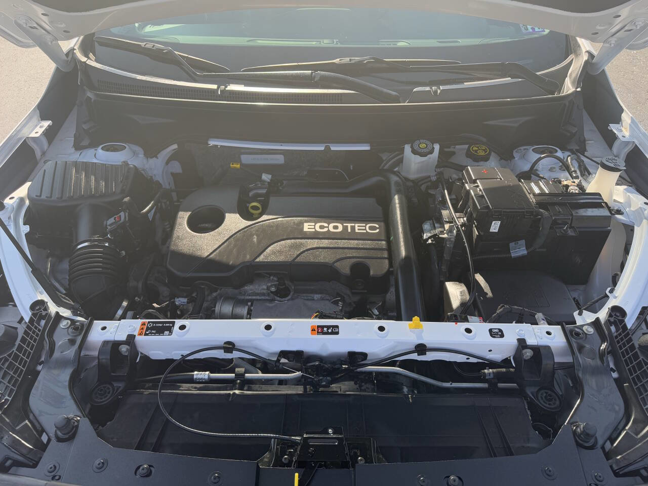 Used 2022 GMC Terrain SLE w/ Driver Convenience Package image 37