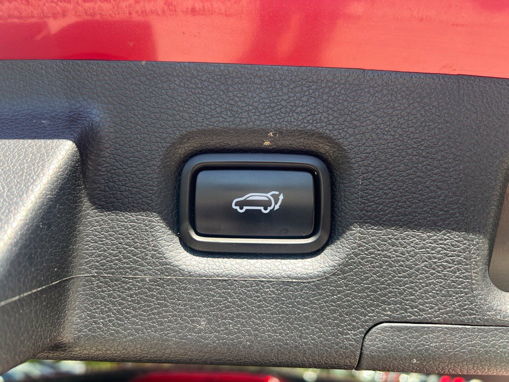 Used 2023 Hyundai Santa Fe SEL w/ Cargo Package AWD/4WD image 15