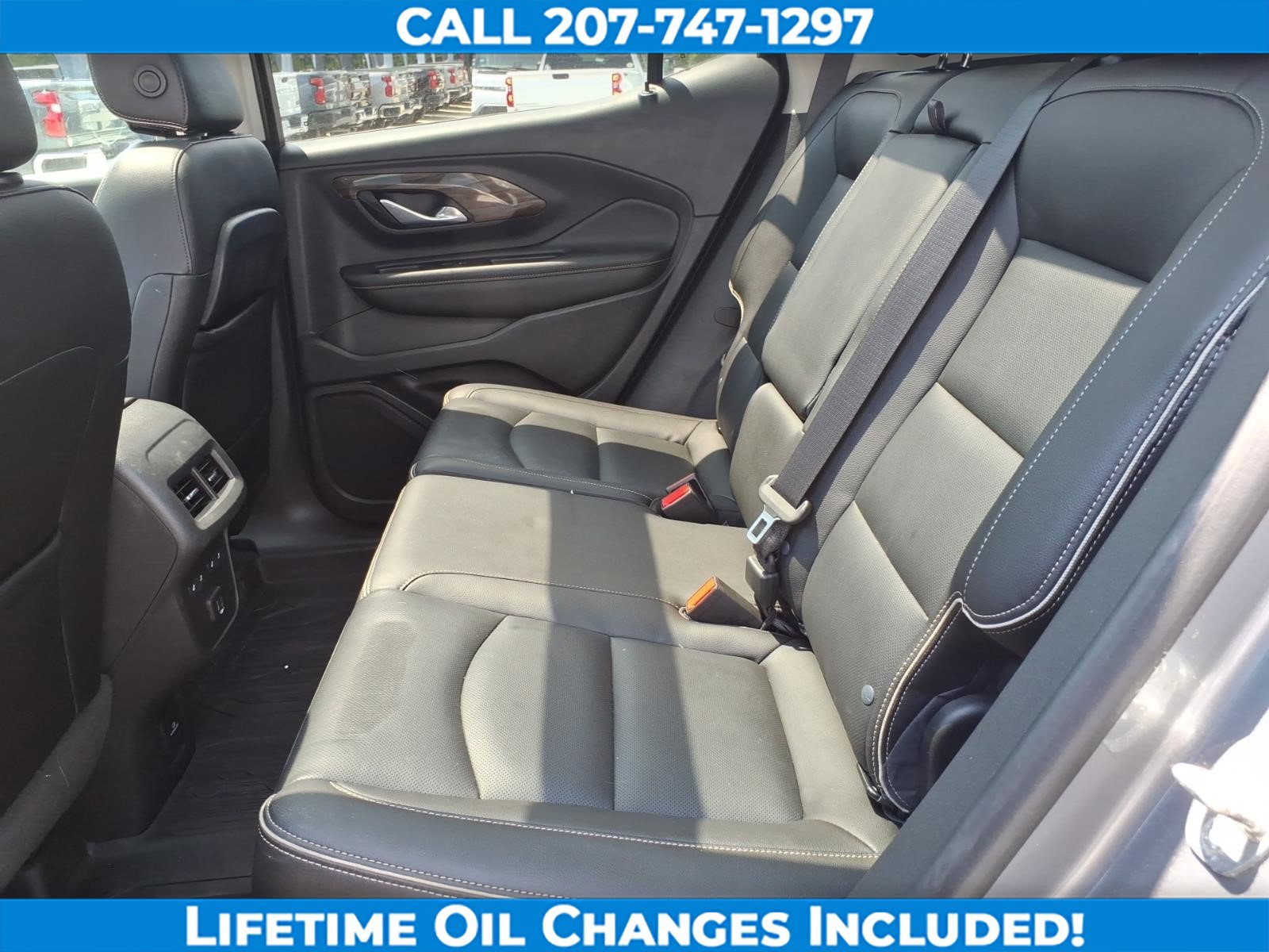 Used 2020 GMC Terrain Denali w/ Denali Premium Package AWD/4WD image 15