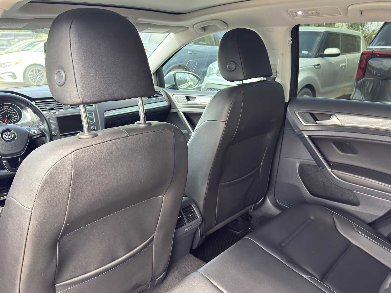 Used 2020 Kia Sorento EX image 27