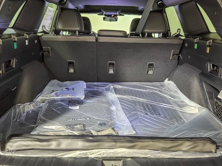 Certified 2026 Subaru Outback Touring XT AWD/4WD image 17