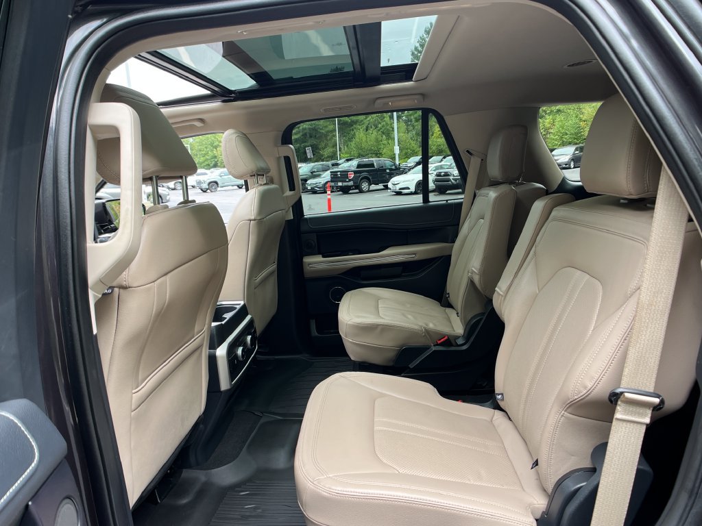 Used 2024 Ford Expedition Limited AWD/4WD image 22