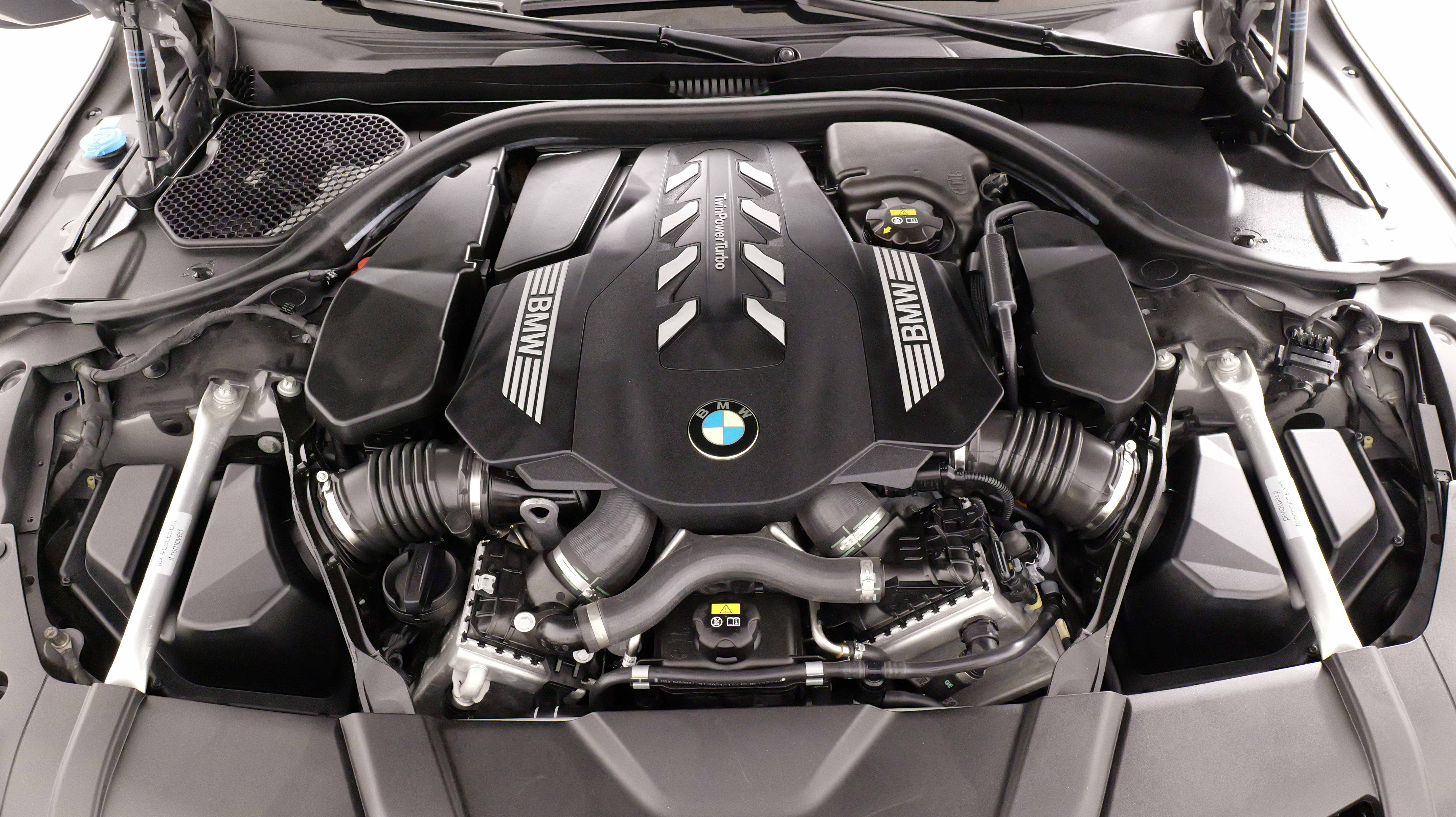 Used 2022 BMW 750i xDrive w/ Executive Package image 68