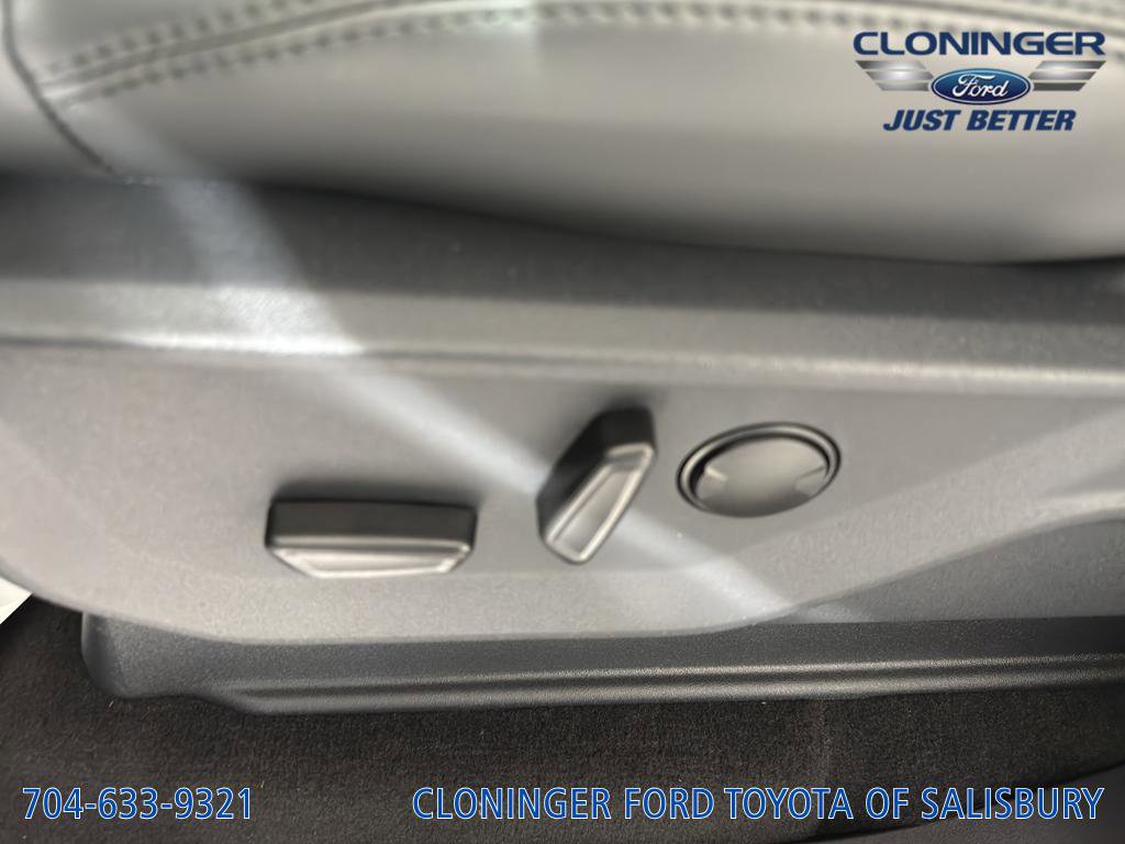 New 2026 Ford Expedition Max Active image 21