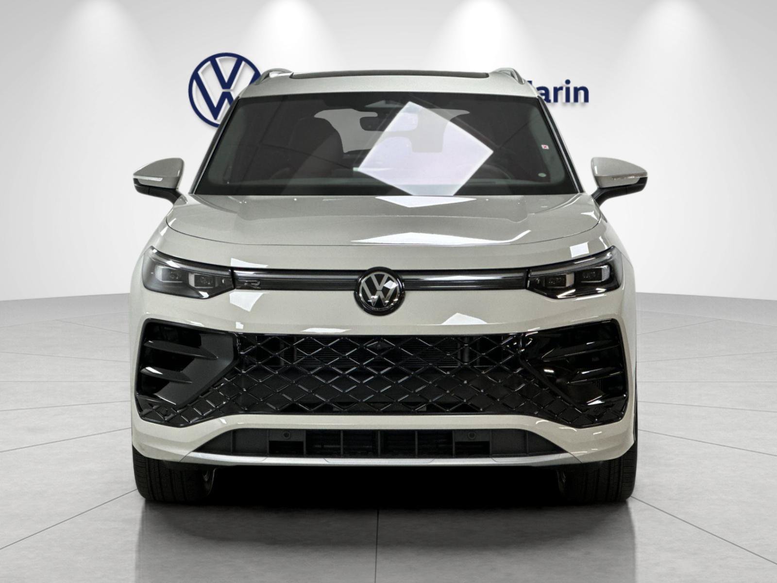 New 2026 Volkswagen Tiguan SEL R-Line AWD/4WD image 8