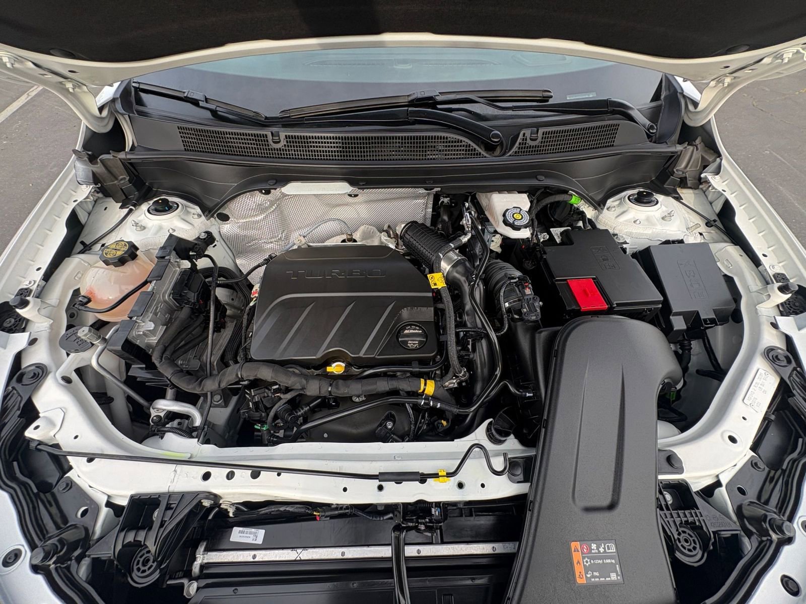 Used 2025 Buick Envista Sport Touring image 31