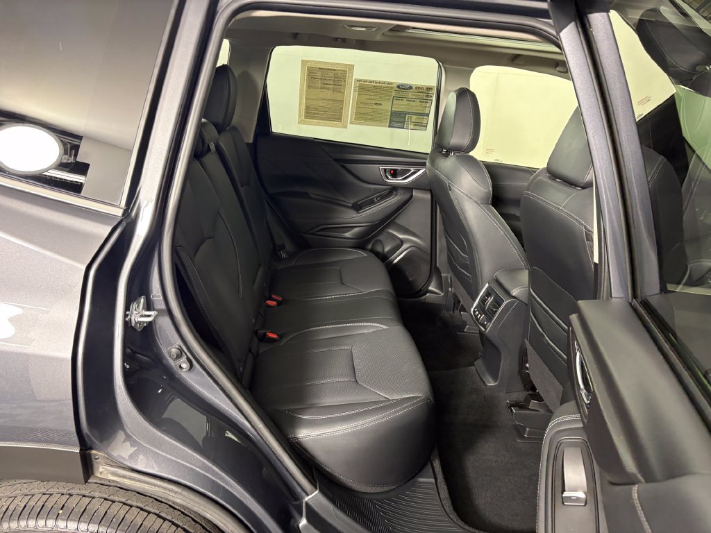 Used 2024 Subaru Forester Touring AWD/4WD image 35