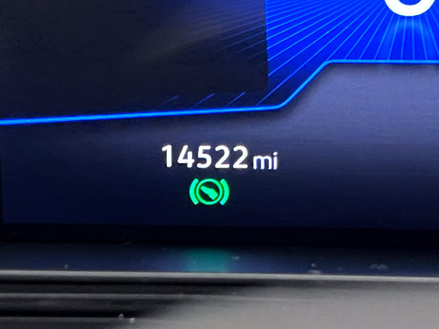 Certified 2025 Volkswagen Taos S FWD image 23