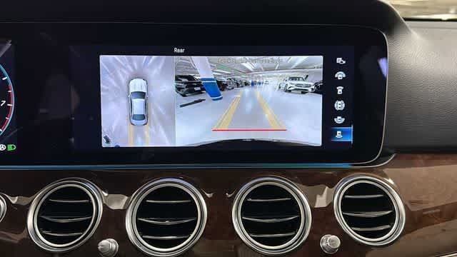 Used 2023 Mercedes-Benz E 350 4MATIC Sedan image 20