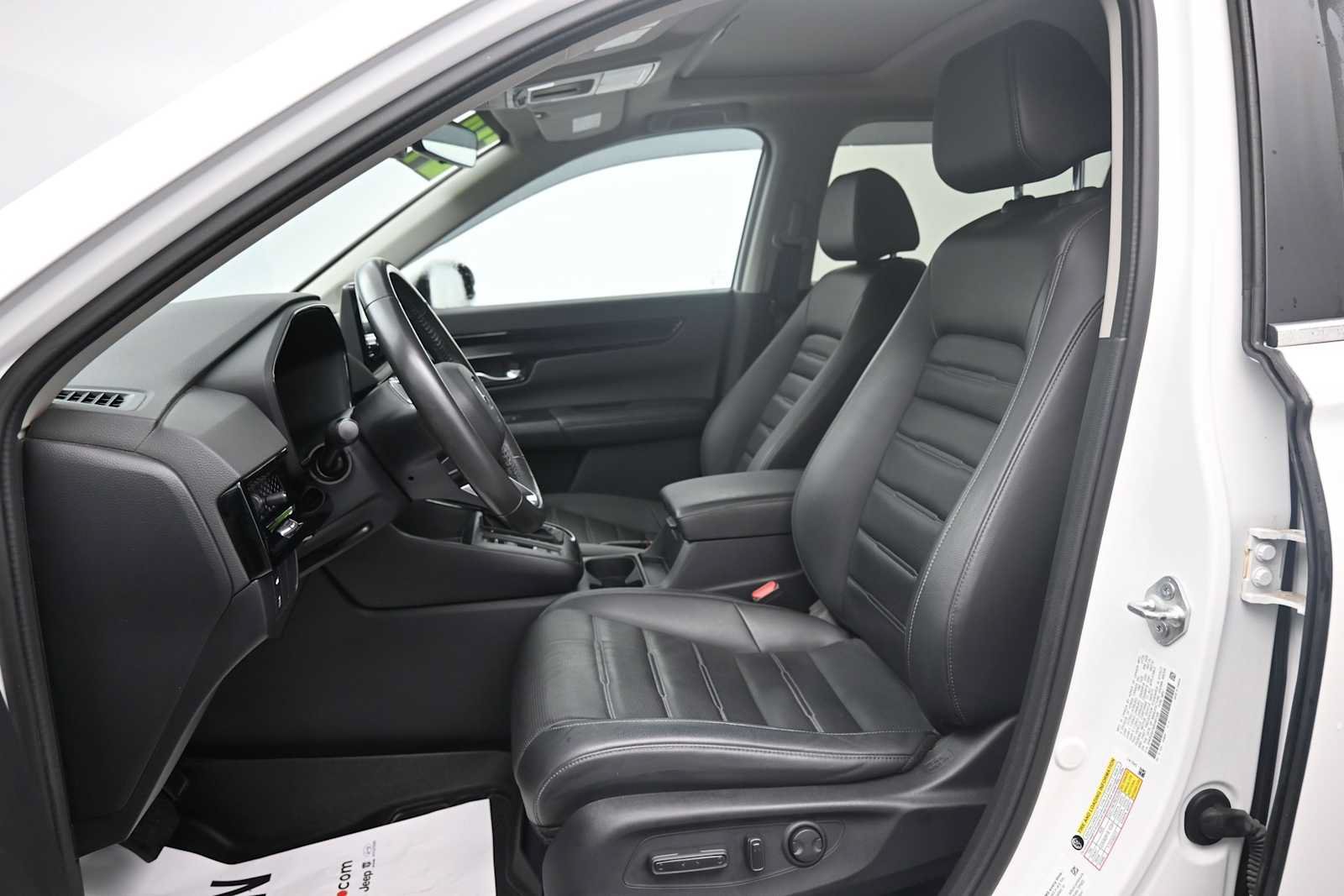 Used 2024 Honda CR-V EX-L image 12
