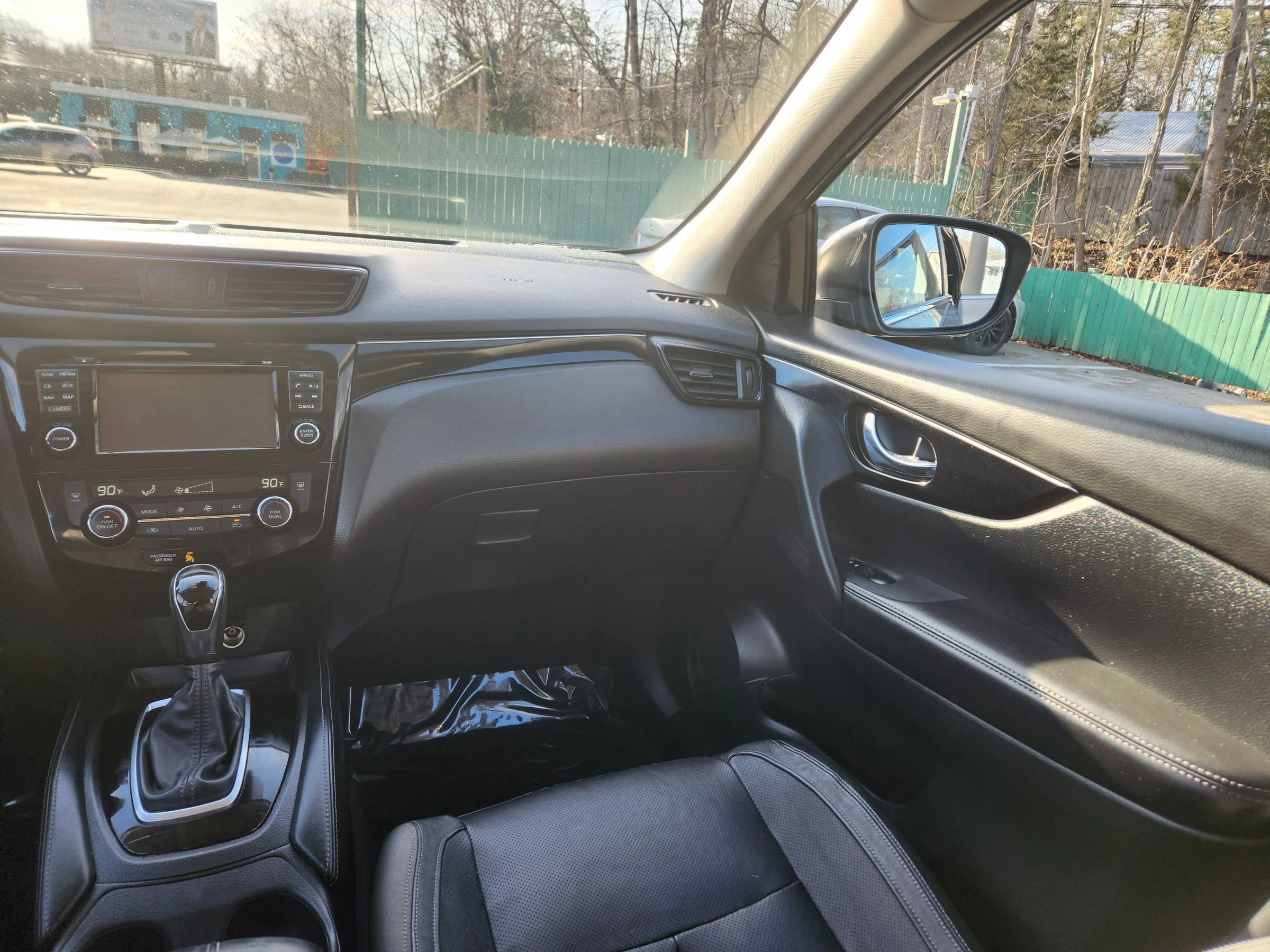 Used 2018 Nissan Rogue Sport SL w/ SL Premium Package image 30