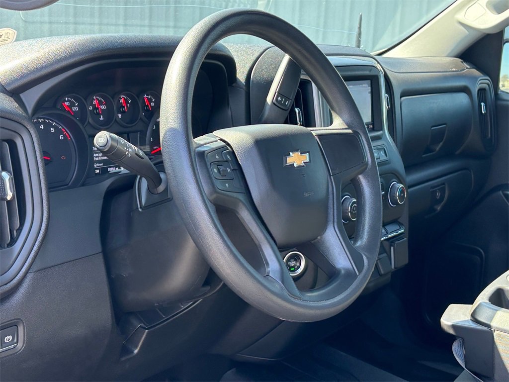 Used 2024 Chevrolet Silverado 1500 Custom image 9