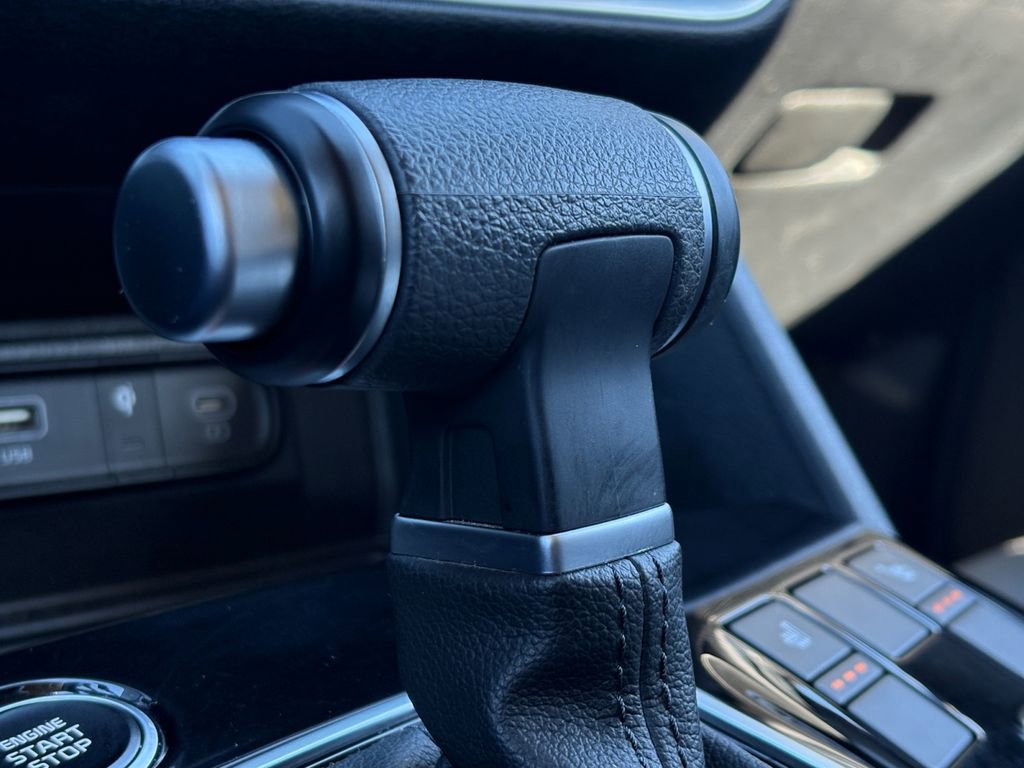 Used 2024 Kia Sportage EX image 27