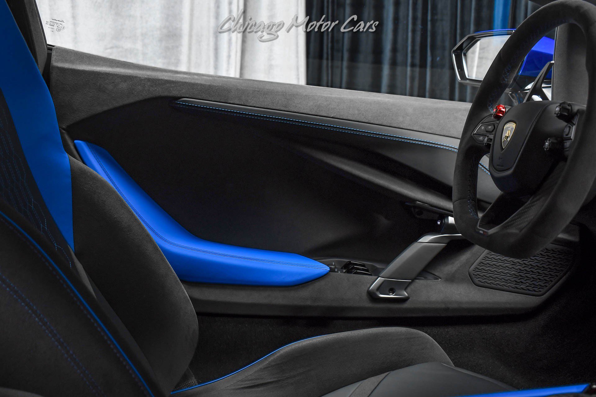 Used 2025 Lamborghini Revuelto image 22