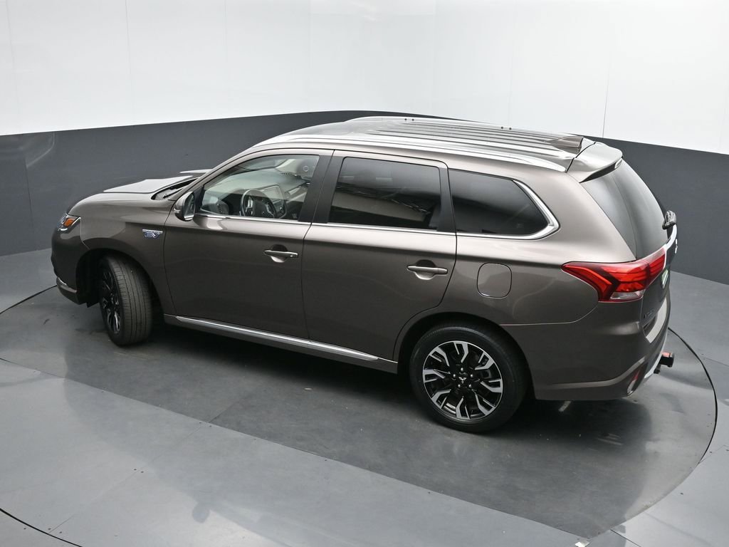 Used 2018 Mitsubishi Outlander GT AWD/4WD image 43