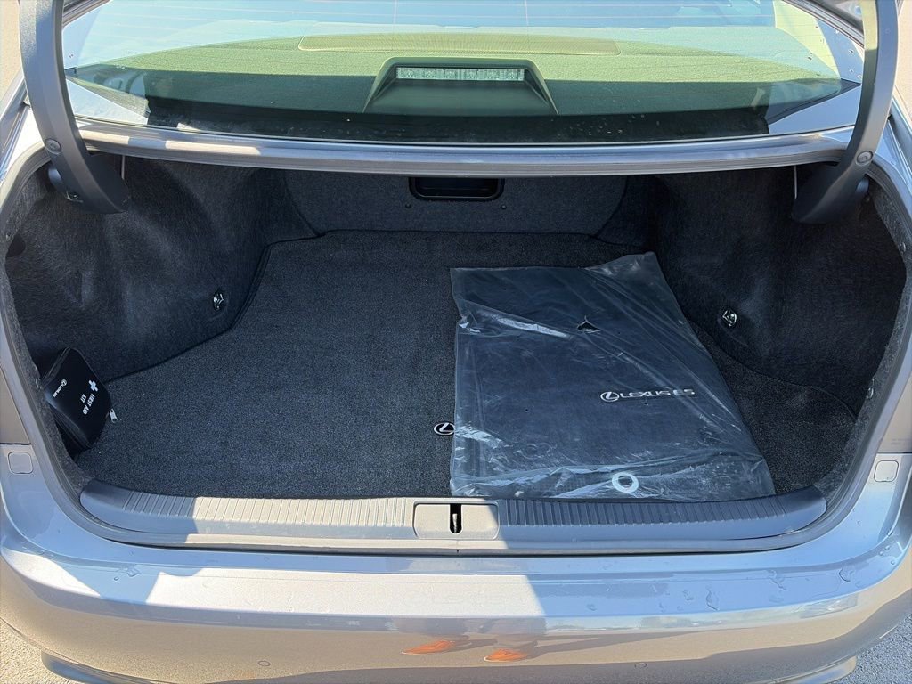 Used 2014 Lexus ES 350 w/ Luxury Package FWD image 13