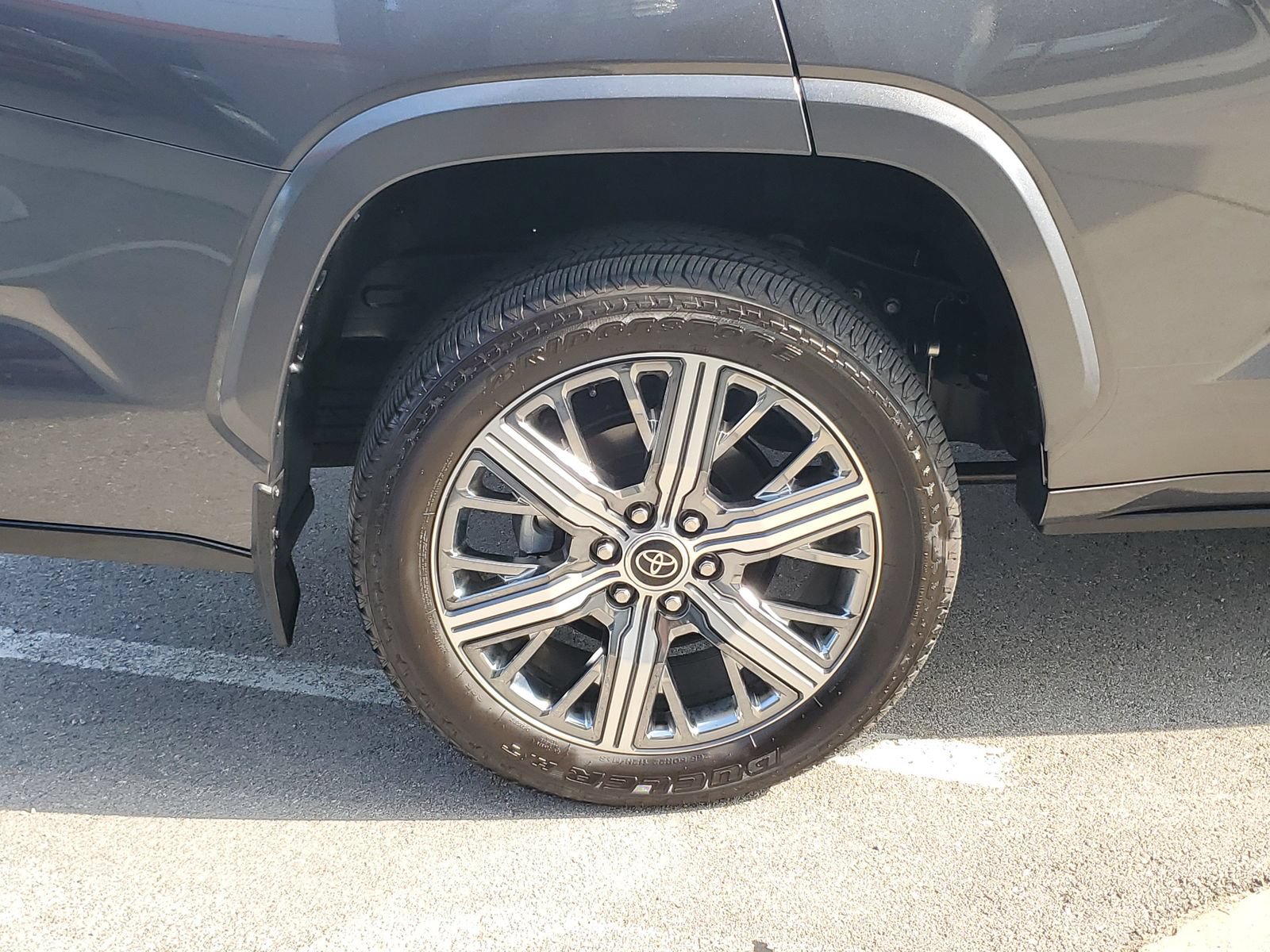 Certified 2024 Toyota Sequoia Capstone AWD/4WD image 5