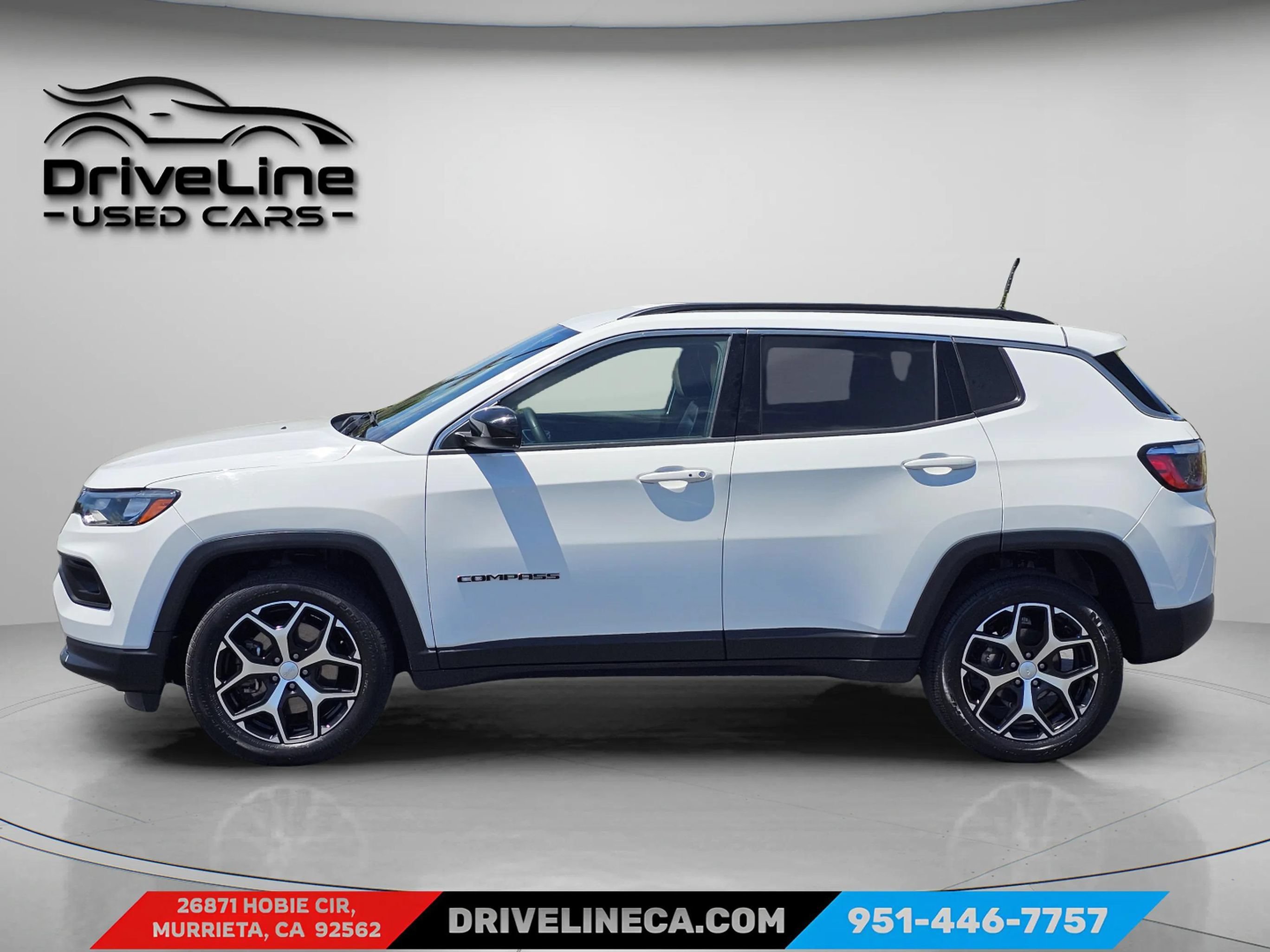Used 2024 Jeep Compass Latitude AWD/4WD image 14
