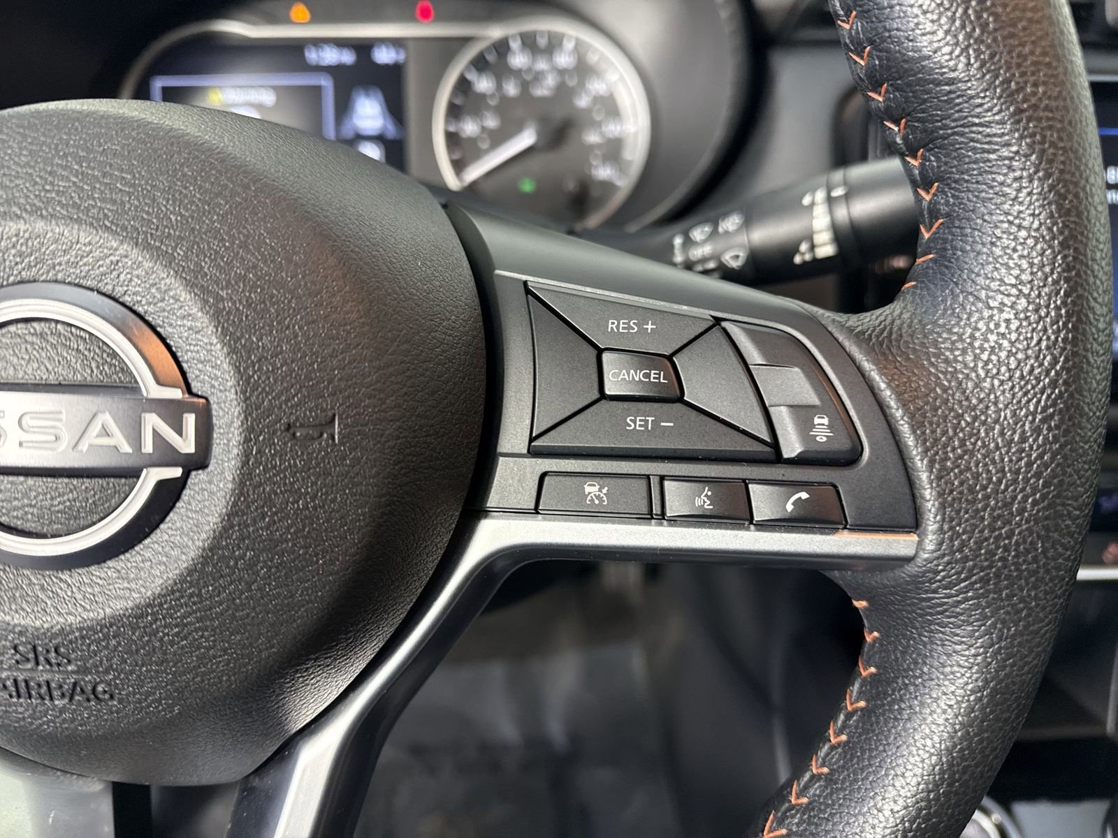 Certified 2025 Nissan Versa SR w/ Trunk Package image 13