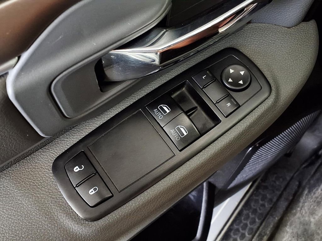 Used 2017 RAM 1500 Tradesman w/ Power & Remote Entry Group AWD/4WD image 25