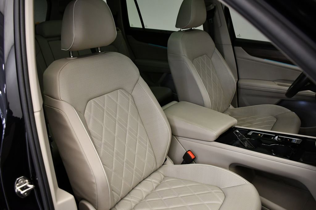 Used 2024 Volkswagen Atlas SEL Premium R-Line image 50