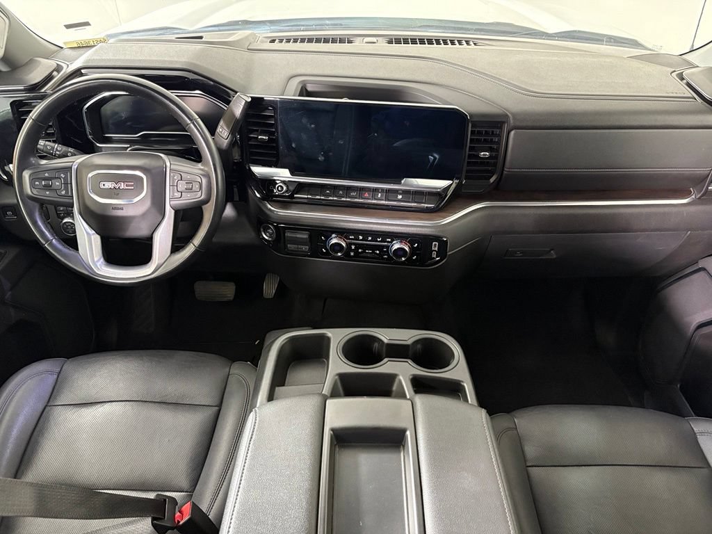 Used 2025 GMC Sierra 1500 SLT RWD image 31