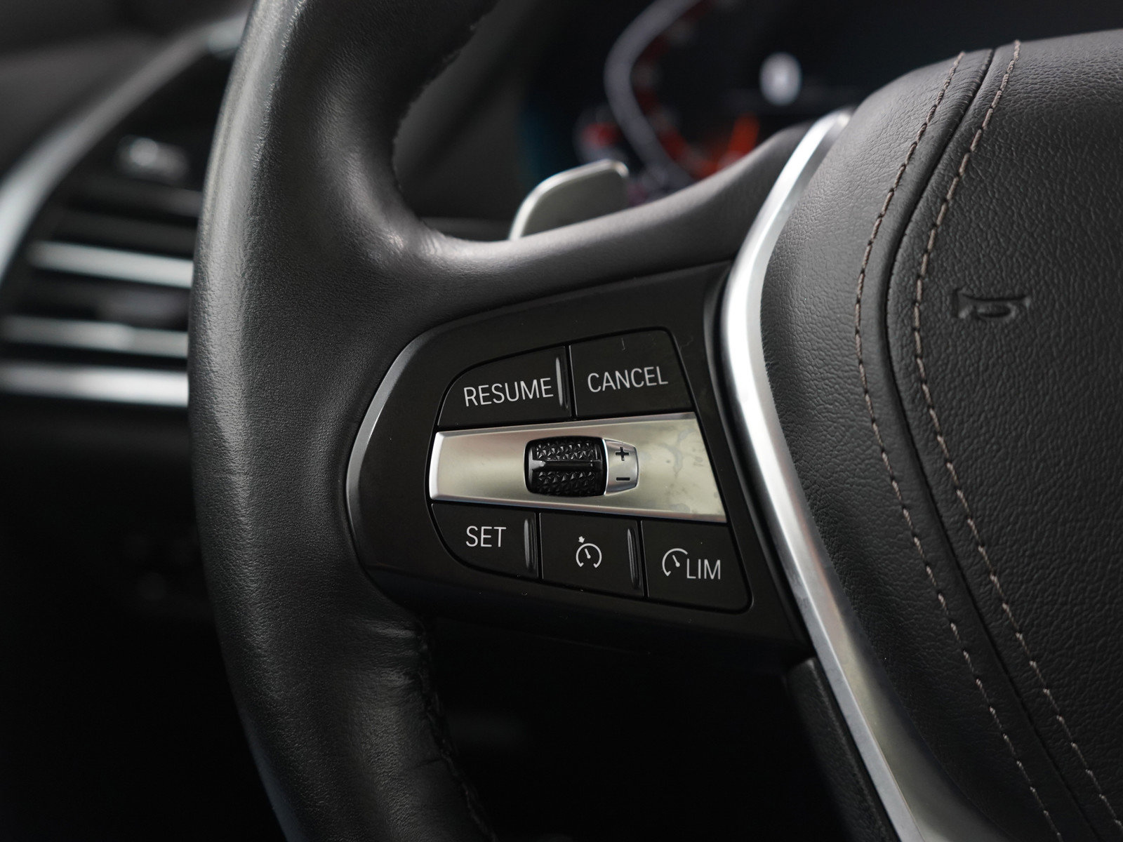 Used 2019 BMW X5 xDrive40i w/ Convenience Package image 28