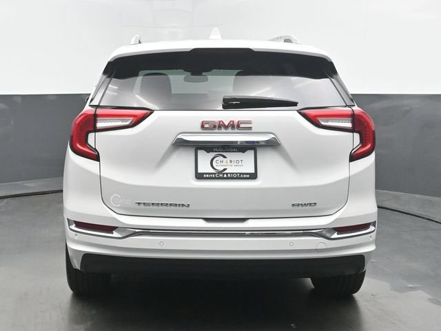 Used 2023 GMC Terrain Denali w/ LPO, Floor Liner Package AWD/4WD image 5