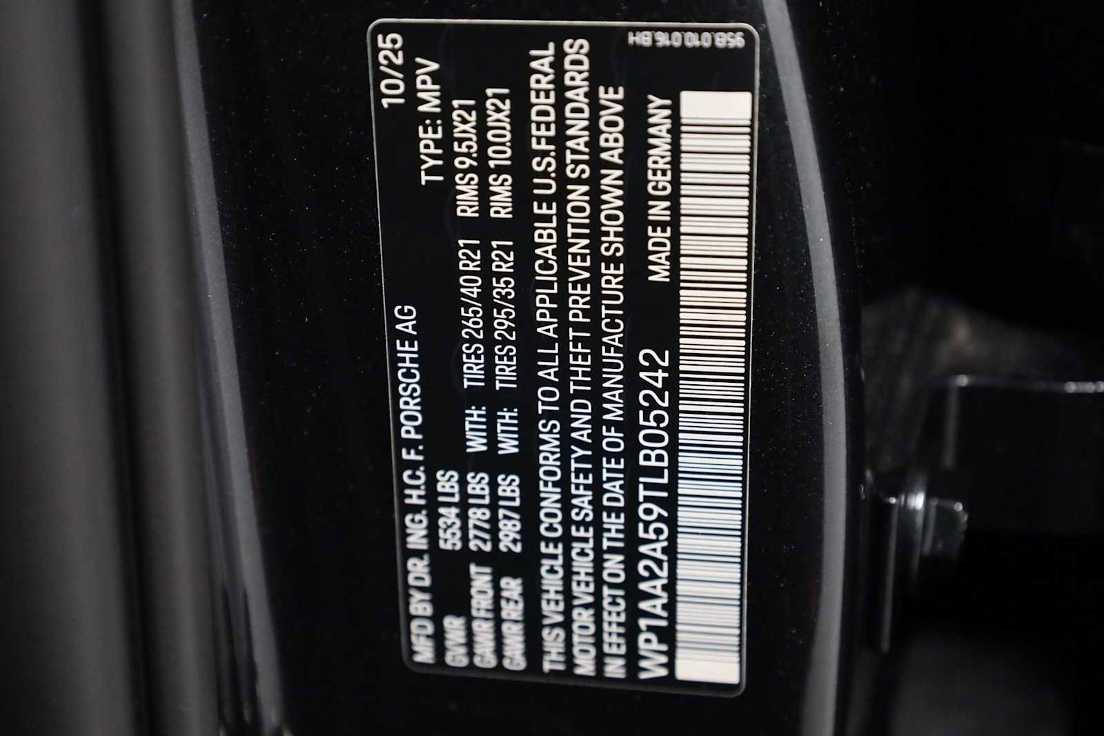 New 2026 Porsche Macan image 44