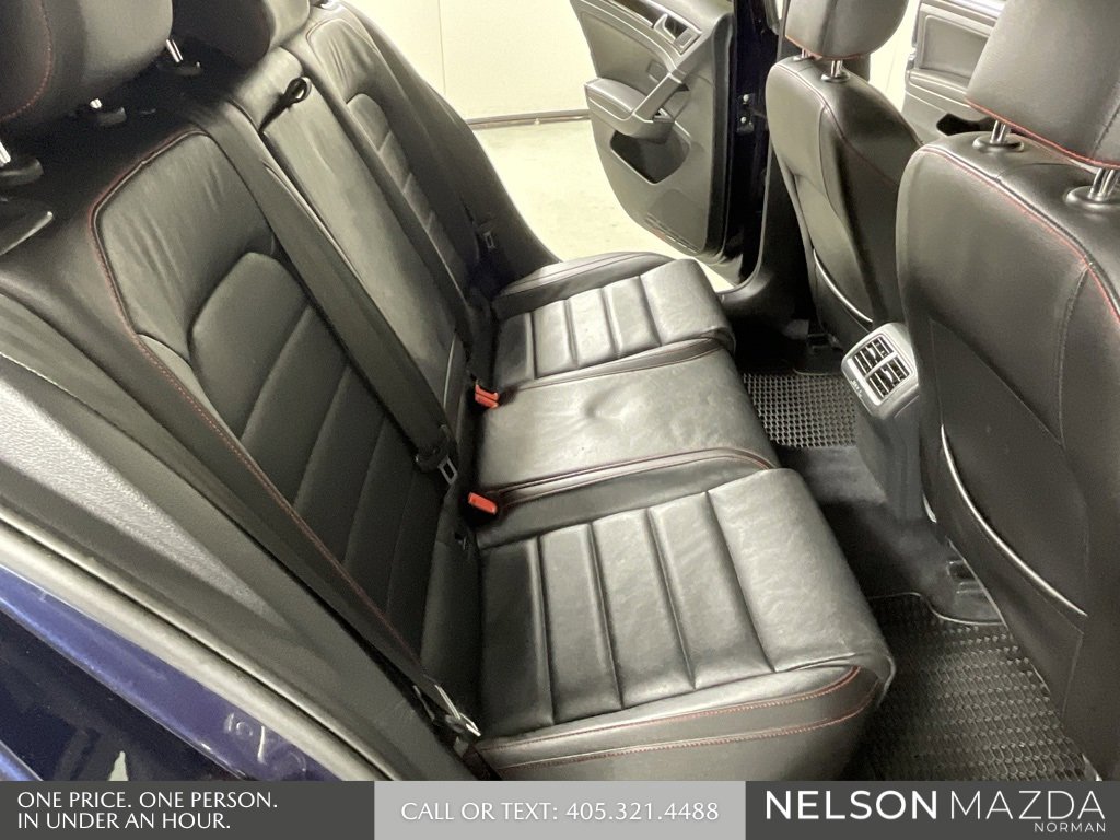 Used 2017 Volkswagen GTI SE image 29